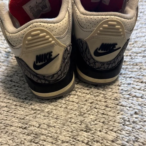 Jordan Kids White and Black Sneakers - Picture 4 of 7